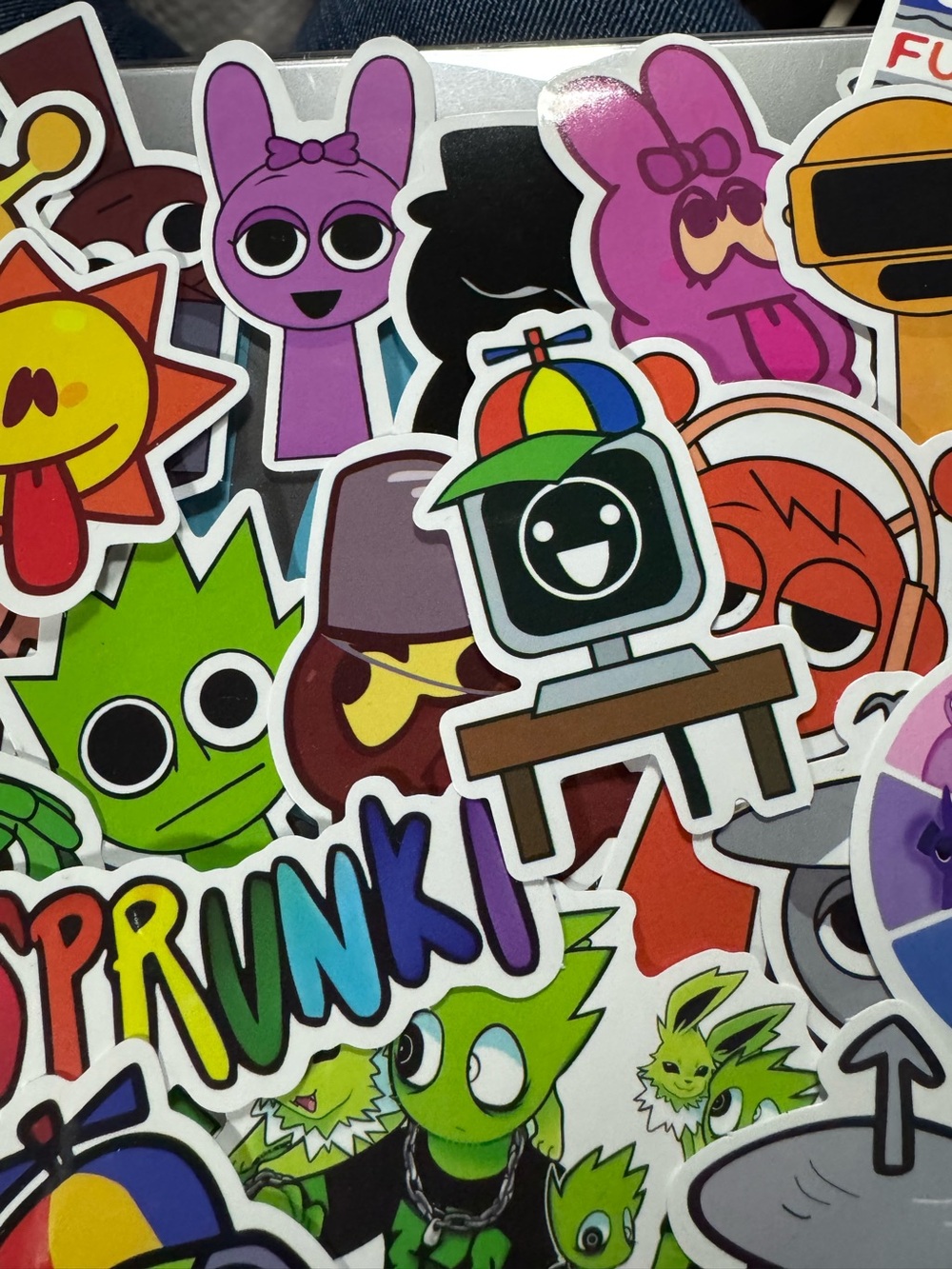 Sprunki Colorful Sticker Pack - 50 stickers - Picture 8 of 13